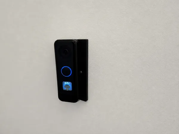 UniFi G4 Pro UK Electric box mount