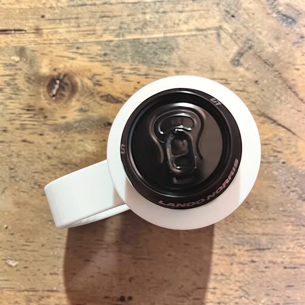 Insulating Can Cooler with Three Air Chambers
