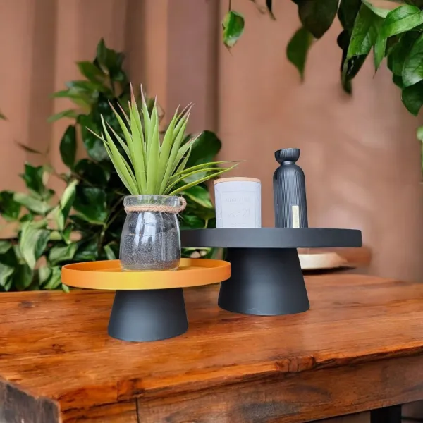 Swirl Tray With Stand