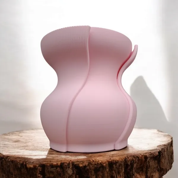 Ribbed Vase "Aera"