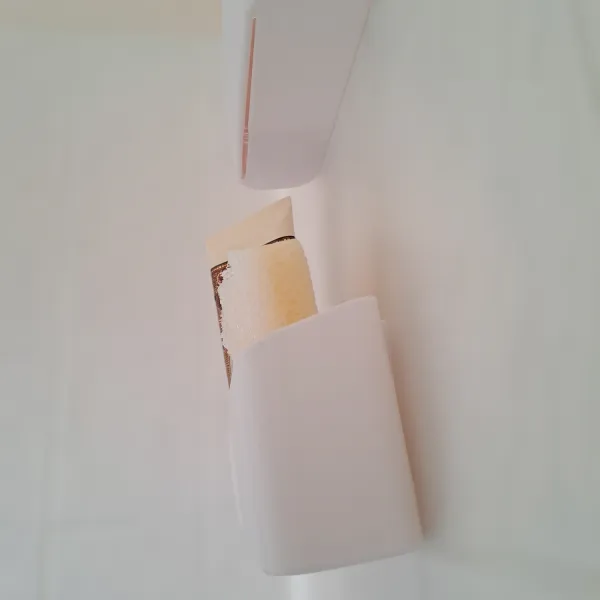 Wall-Mounted Hydro Holder