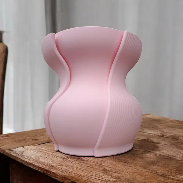 Ribbed Vase "Aera"