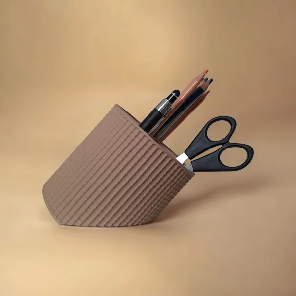 GravityDock Dotted Pen Holder
