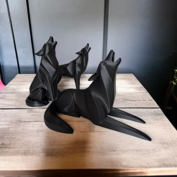 Sculpture #21 - Minimalist Howling Wolf, Lying Down
