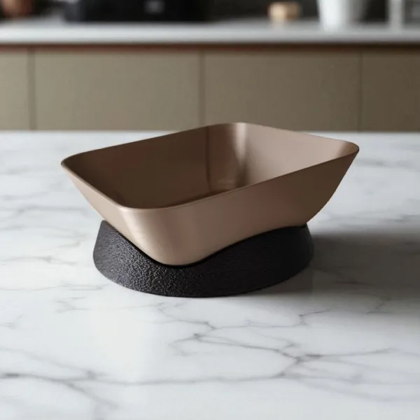 Tilted snack bowl