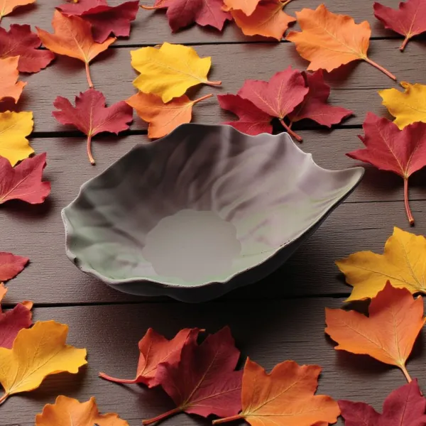 Curled Leaf Bowl