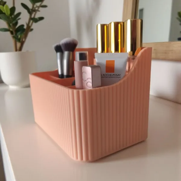 Ribbed Makeup Organiser with Six Compartments