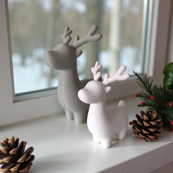 Minimalist Reindeer Decoration