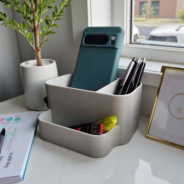 Curved Office Organizer